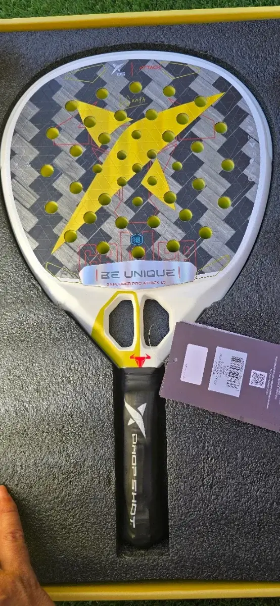 Drop Shot Explorer Pro Attack 1.0 by Lucas Campagnolo padel racket front view