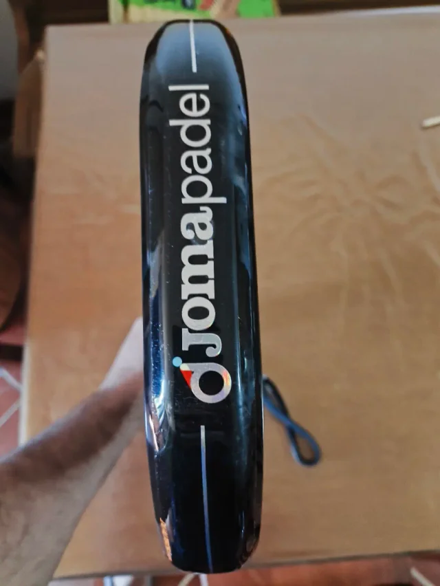 Joma Blast Pro HRD black gray padel racket detail