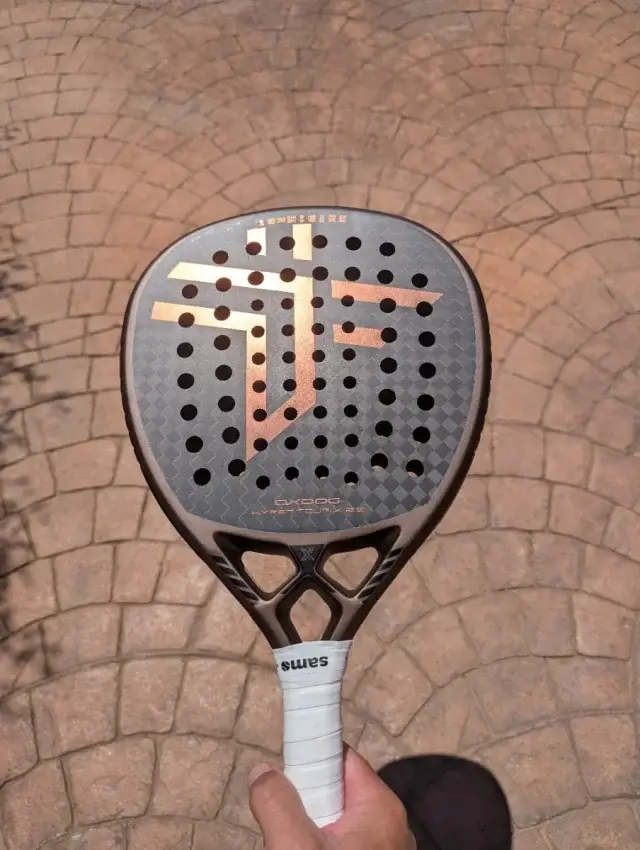 Oxdog HYPER TOUR X 2.0 2026 padel racket front view