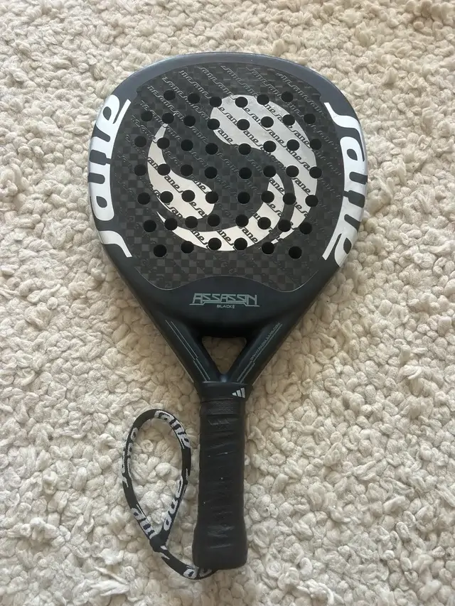 SANE ASSASSIN BLACK padel racket front view