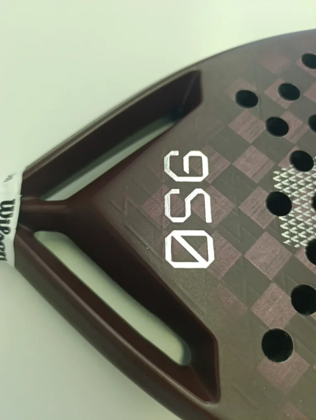 VOLT 950 v5 padel racket detail
