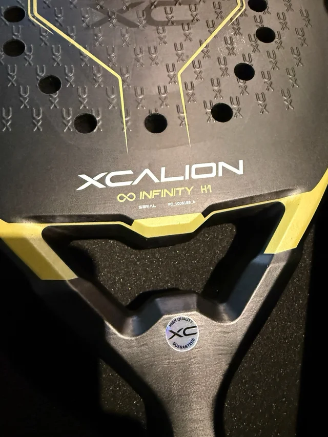 Xcalion INFINITY H1 (Power) padel racket detail